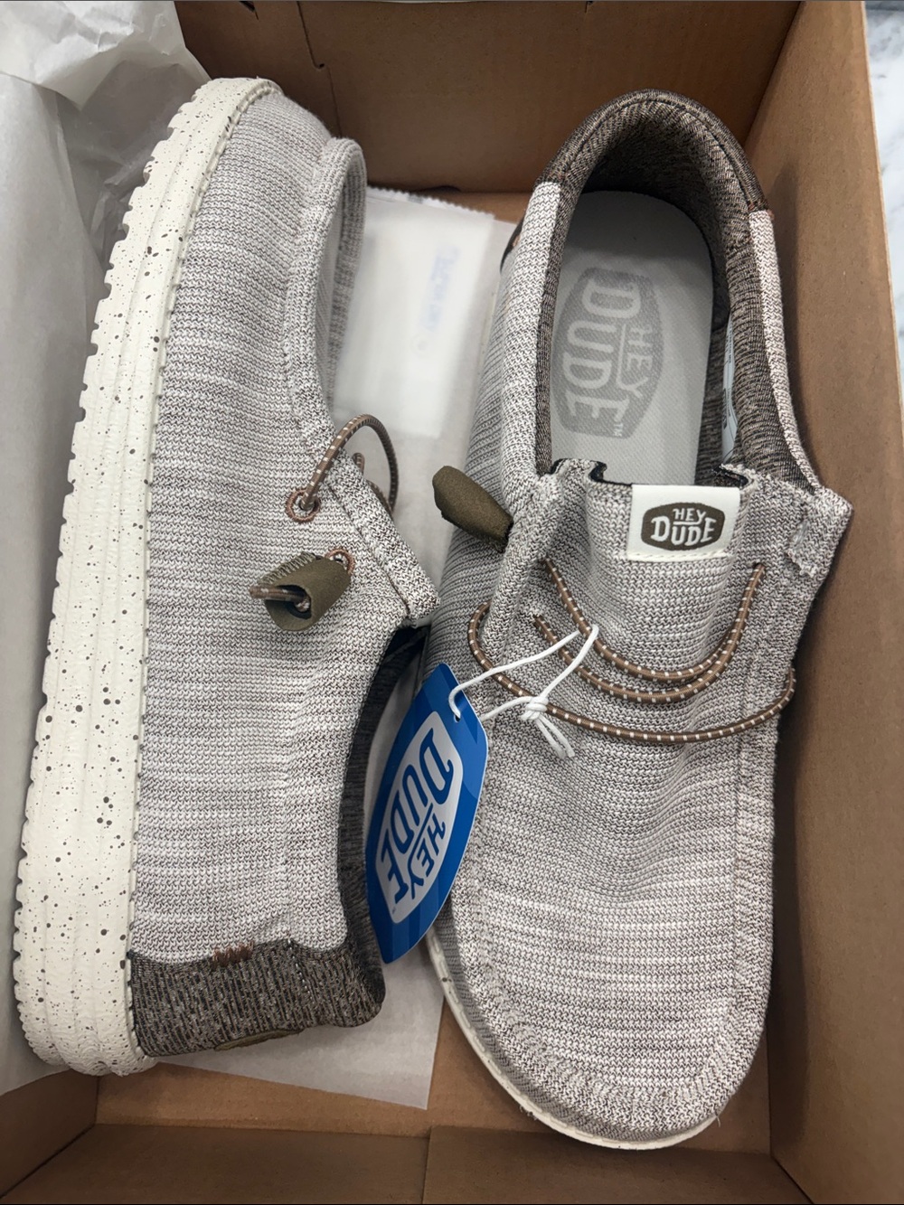 NWT-Hey Dude Men’s Casual Slip-On Loafers in Light Gray. Sz 11